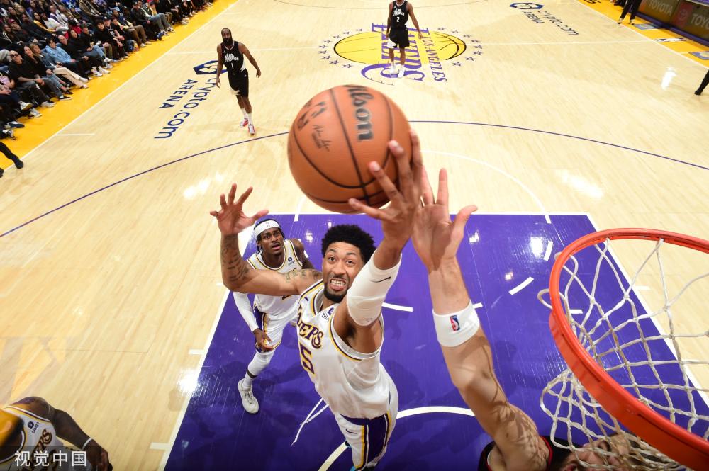 在赛季中更 在赛季中更