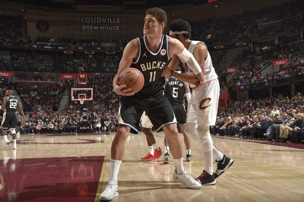 转会市场的 转会市场的