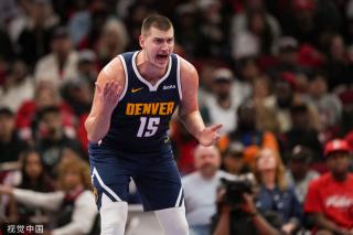 在现代足球 在现代足球